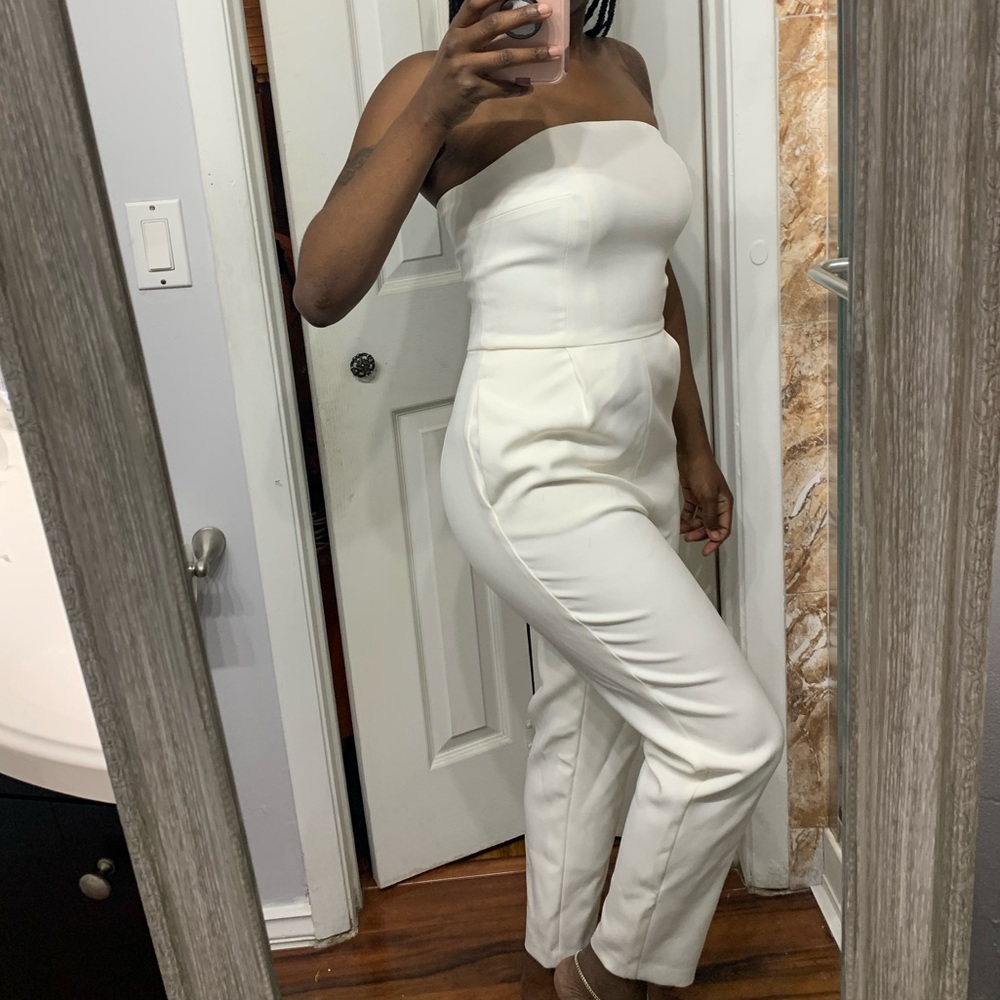 🚫SOLD🚫Express White Strapless Jumpsuit - Picture 6 of 8
